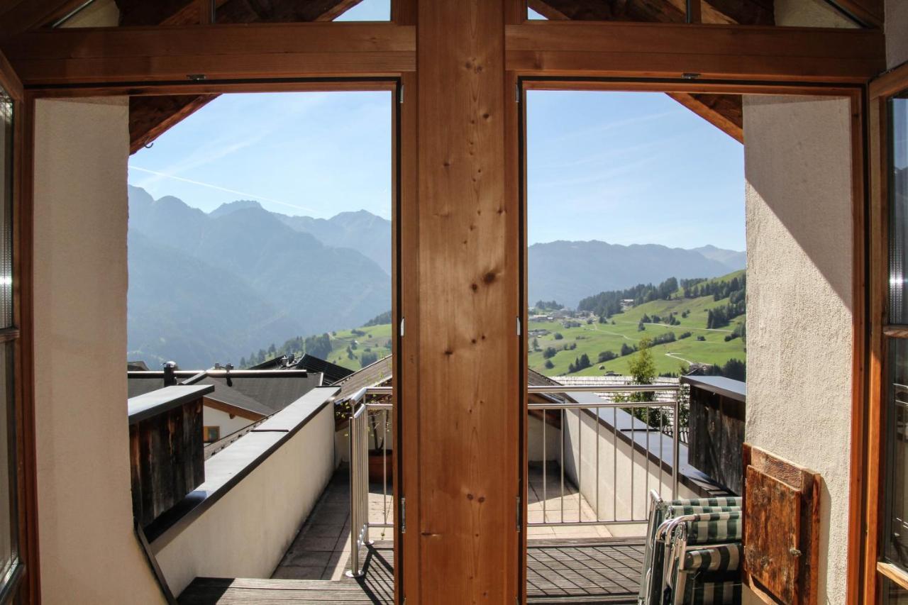 Hotel Garni Apart Elfriede フィス エクステリア 写真
