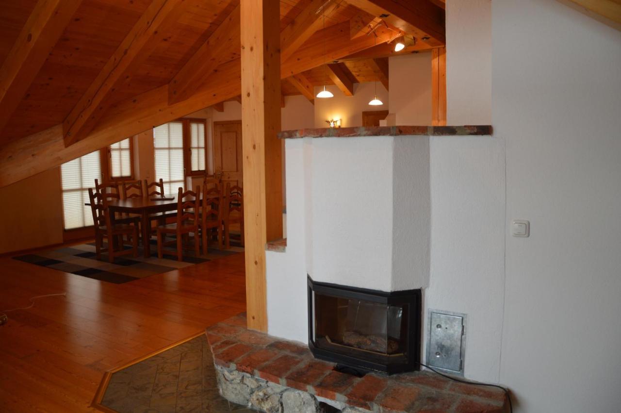 Hotel Garni Apart Elfriede フィス エクステリア 写真